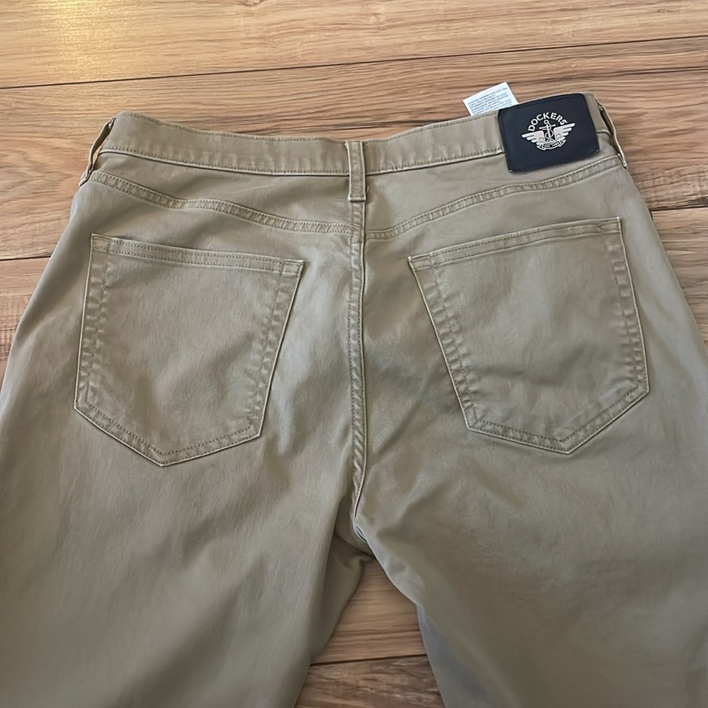Men’s Docker Pants View 4
